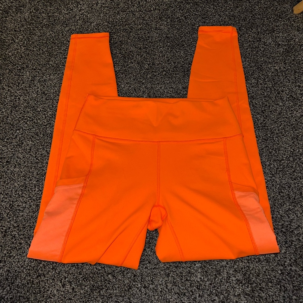 Women’s normal length Fabletics Powerhold leggings